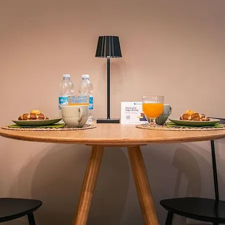 Loft Di Design In Centro - Metro M4 Apartment Milan